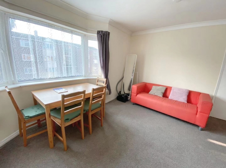 2 bedroom flat for rent in Cathays terrace, CF24 4HX Urbanbricks